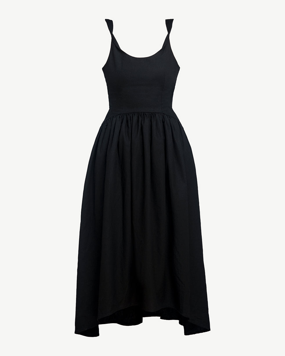 Curved Backless Dress in Black