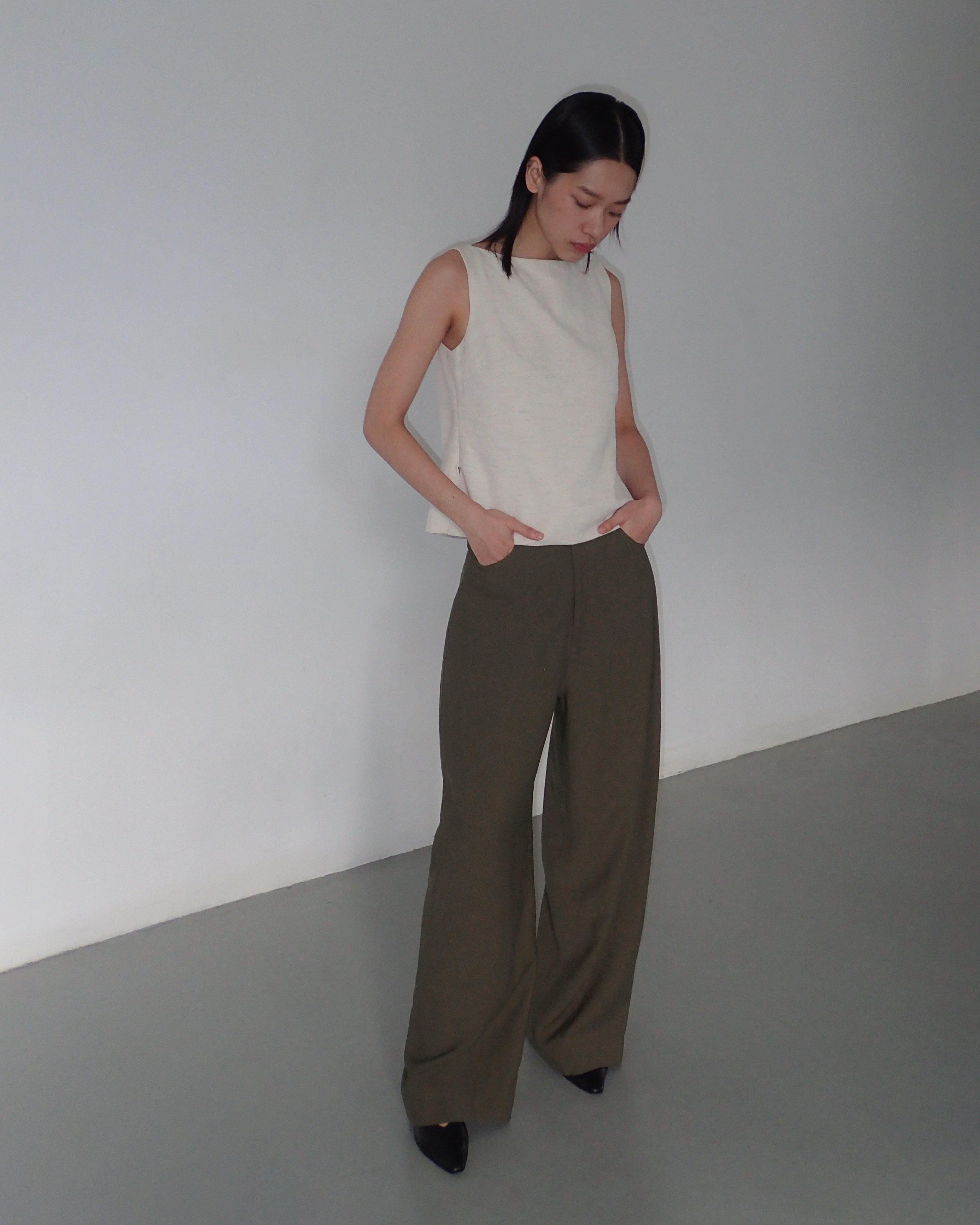 Echo Pants in Dark Olive Brown
